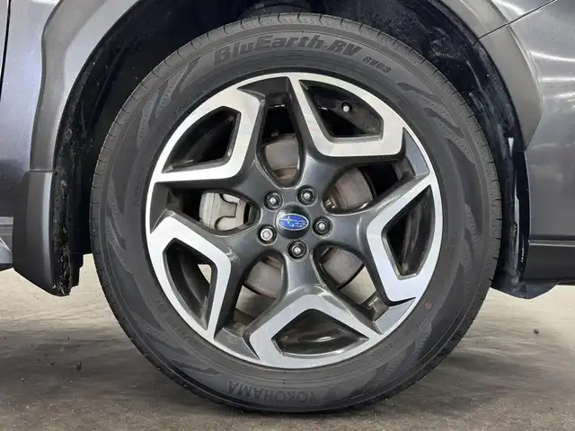 スバル ＸＶ ハイブリッド アドバンス 三重県 2019(平31)年 6.9万km ダークグレーメタリック ガソリン/FF/MTモード付フロアCVT/純正 8インチナビ CN-LR840D/（FM/AM/SD/iPod/TV/USB/Bluetooth/MEMORY MUSIC/CD/DVD/HDMI/VTR）/リヤビューモニター・サイドビューモニター/ETC2.0/EyeSight/・プリクラッシュブレーキ/・アクティブレーンキープ/・全車速追従/定速クルーズコントロール/・ハイビームアシスト/・後退時ブレーキアシスト（RAB：リヤパーキングセンサー）/・後退速度リミッター/・先行車発進お知らせ機能/・ヒルスタートアシスト/装備/・左右独立オートエアコン/・オートライト/・ステアリング連動ヘッドライト（SRH）/・LEDヘッドライト/・フロント＆リヤフォグランプ/・オートワイパー/・パドルシフト/・電子パーキングブレーキ・オートビークルホールド（AVH）/・ステアリングスイッチ/・プッシュスタート/・充電用USBジャックx2/・純正18inAW/・スマートキーx2/・保/など