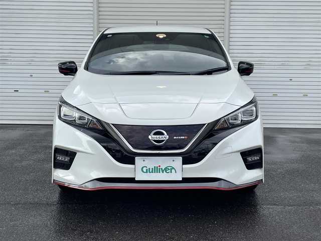 日産 リーフ ニスモ 福島県 2018(平30)年 4.7万km ブリリアントホワイトパール ワンオーナー/純正メモリーナビ/CD/DVD/USB/BT/フルセグTV/プロパイロット/アラウンドビューモニター/インテリジェントルームミラー/レーダークルーズコントロール/クリアランスソナー/ステアリングリモコン/ステアリングヒーター/シートヒーター/オートライト/LEDヘッドライト/フォグライト/ビルトインETC/ドライブレコーダー/プッシュスタート/ドアバイザー/フロアマット