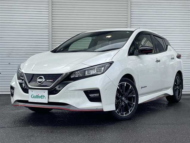 日産 リーフ ニスモ 福島県 2018(平30)年 4.7万km ブリリアントホワイトパール ワンオーナー/純正メモリーナビ/CD/DVD/USB/BT/フルセグTV/プロパイロット/アラウンドビューモニター/インテリジェントルームミラー/レーダークルーズコントロール/クリアランスソナー/ステアリングリモコン/ステアリングヒーター/シートヒーター/オートライト/LEDヘッドライト/フォグライト/ビルトインETC/ドライブレコーダー/プッシュスタート/ドアバイザー/フロアマット