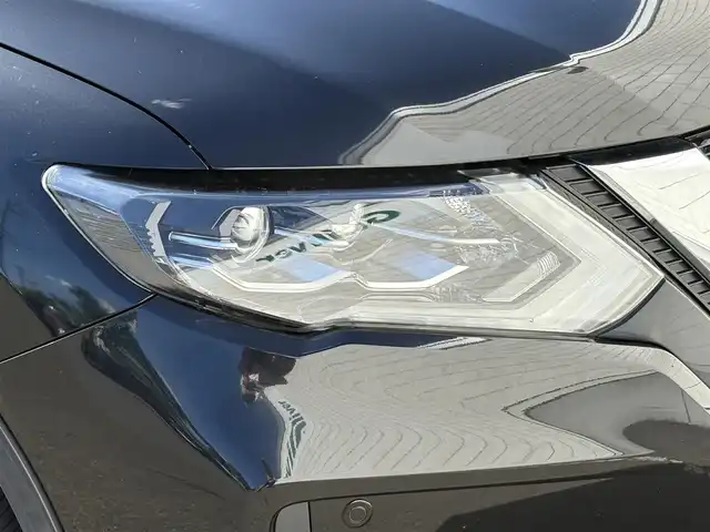 日産 エクストレイル 20Xi 岩手県 2018(平30)年 10.3万km ダイヤモンドブラック 社外ナビ（AM/FM/DVD/BT/フルセグ）/全方位カメラ/ETC/レザーシート/プロパイロット/デジタルインナーミラー/オートホールド付電子パーキング/純正アルミホイール/純正フロアマット/オートLEDライト