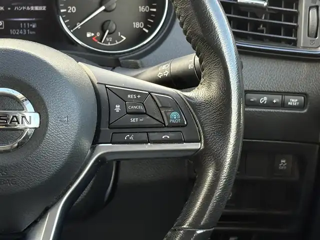 日産 エクストレイル 20Xi 岩手県 2018(平30)年 10.3万km ダイヤモンドブラック 社外ナビ（AM/FM/DVD/BT/フルセグ）/全方位カメラ/ETC/レザーシート/プロパイロット/デジタルインナーミラー/オートホールド付電子パーキング/純正アルミホイール/純正フロアマット/オートLEDライト