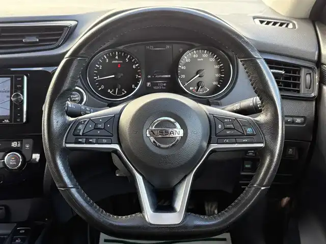 日産 エクストレイル 20Xi 岩手県 2018(平30)年 10.3万km ダイヤモンドブラック 社外ナビ（AM/FM/DVD/BT/フルセグ）/全方位カメラ/ETC/レザーシート/プロパイロット/デジタルインナーミラー/オートホールド付電子パーキング/純正アルミホイール/純正フロアマット/オートLEDライト