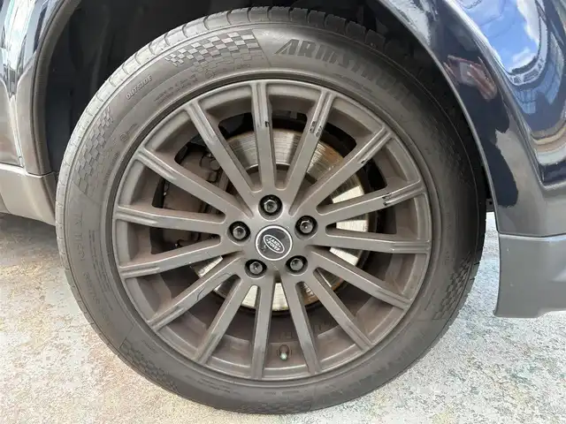 ランドローバー レンジローバースポーツ 5．0 V8 京都府 2010(平22)年 13.7万km バッキンガムブルー ベージュレザーシート/前席PWシート/前後席シートヒーター/ハーマンカードンオーディオ/HIDヘッドライト/前後フォグライト/純正19インチアルミ/フロント・両サイド・バックカメラ/プッシュスタート/ハイトコントロール