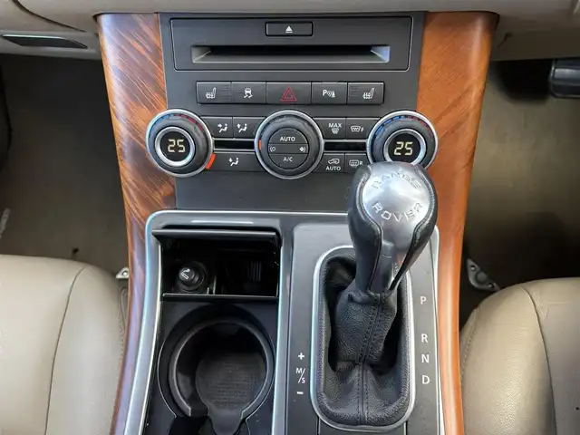 ランドローバー レンジローバースポーツ 5．0 V8 京都府 2010(平22)年 13.7万km バッキンガムブルー ベージュレザーシート/前席PWシート/前後席シートヒーター/ハーマンカードンオーディオ/HIDヘッドライト/前後フォグライト/純正19インチアルミ/フロント・両サイド・バックカメラ/プッシュスタート/ハイトコントロール