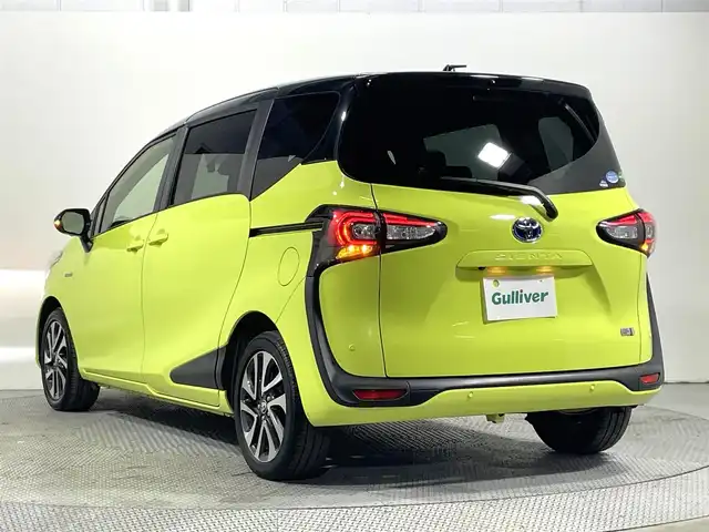 トヨタ シエンタ ハイブリッド G クエロ 大阪府 2018(平30)年 5.8万km ブラックマイカ/エアーイエロー 2トーン 純正9incナビTV 360カメラ ハーフレザー シートヒーター ステアリングヒーター クルーズコントロール 衝突軽減ブレーキ レーンアシスト オートハイビーム 両側パワースライドドア ドライブレコーダー ETC