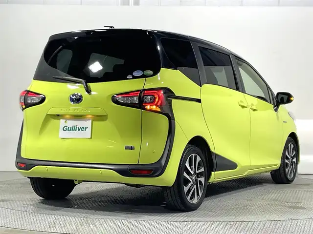 トヨタ シエンタ ハイブリッド G クエロ 大阪府 2018(平30)年 5.8万km ブラックマイカ/エアーイエロー 2トーン 純正9incナビTV 360カメラ ハーフレザー シートヒーター ステアリングヒーター クルーズコントロール 衝突軽減ブレーキ レーンアシスト オートハイビーム 両側パワースライドドア ドライブレコーダー ETC