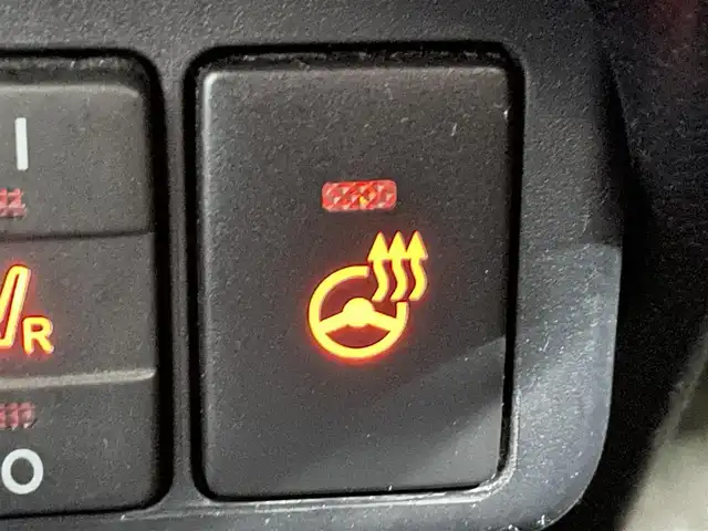 トヨタ シエンタ ハイブリッド G クエロ 大阪府 2018(平30)年 5.8万km ブラックマイカ/エアーイエロー 2トーン 純正9incナビTV 360カメラ ハーフレザー シートヒーター ステアリングヒーター クルーズコントロール 衝突軽減ブレーキ レーンアシスト オートハイビーム 両側パワースライドドア ドライブレコーダー ETC