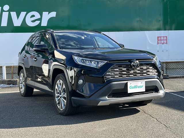トヨタ ＲＡＶ４ G Zパッケージ 福島県 2020(令2)年 7.5万km アティチュードブラックマイカ トヨタセーフティセンス/・衝突被害軽減ブレーキ/・オートハイビーム/・車線逸脱警報装置/・レーダークルーズコントロール/・ロードサインアシスト/・プロアクティブドライビングアシスト/純正ナビゲーション/・型番：NSZT-Y68T/・フルセグTV/BT/SD/DVD/CD/FM/AM/・バックカメラ/・ビルトインETC2.0/前後ドライブレコーダー/・型番：ZDR610D/電動リアゲート/レザーシート/・D席パワーシート/・D席メモリーシート/・D+N席シートヒーター/革張りステアリング/・ステアリングスイッチ/・ステアリングヒーター/電子パーキング/・オートブレーキホールド/ダウンヒルアシストコントロール/電動格納ミラー/・ウィンカーミラー/プッシュスタート/・スマートキー/・スペアキー1本/LEDヘッドライト/・フォグランプ/・オートライト/純正ドアバイザー/純正フロアマット