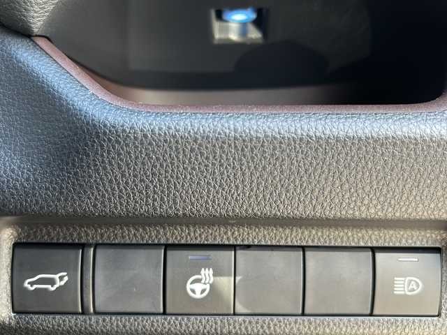 トヨタ ＲＡＶ４ G Zパッケージ 福島県 2020(令2)年 7.5万km アティチュードブラックマイカ トヨタセーフティセンス/・衝突被害軽減ブレーキ/・オートハイビーム/・車線逸脱警報装置/・レーダークルーズコントロール/・ロードサインアシスト/・プロアクティブドライビングアシスト/純正ナビゲーション/・型番：NSZT-Y68T/・フルセグTV/BT/SD/DVD/CD/FM/AM/・バックカメラ/・ビルトインETC2.0/前後ドライブレコーダー/・型番：ZDR610D/電動リアゲート/レザーシート/・D席パワーシート/・D席メモリーシート/・D+N席シートヒーター/革張りステアリング/・ステアリングスイッチ/・ステアリングヒーター/電子パーキング/・オートブレーキホールド/ダウンヒルアシストコントロール/電動格納ミラー/・ウィンカーミラー/プッシュスタート/・スマートキー/・スペアキー1本/LEDヘッドライト/・フォグランプ/・オートライト/純正ドアバイザー/純正フロアマット