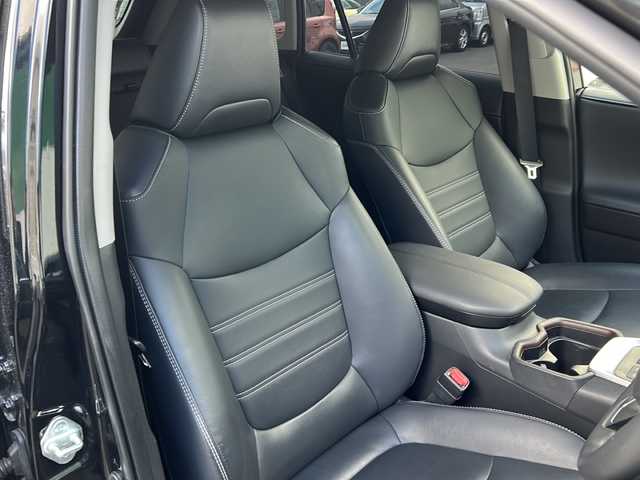 トヨタ ＲＡＶ４ G Zパッケージ 福島県 2020(令2)年 7.5万km アティチュードブラックマイカ トヨタセーフティセンス/・衝突被害軽減ブレーキ/・オートハイビーム/・車線逸脱警報装置/・レーダークルーズコントロール/・ロードサインアシスト/・プロアクティブドライビングアシスト/純正ナビゲーション/・型番：NSZT-Y68T/・フルセグTV/BT/SD/DVD/CD/FM/AM/・バックカメラ/・ビルトインETC2.0/前後ドライブレコーダー/・型番：ZDR610D/電動リアゲート/レザーシート/・D席パワーシート/・D席メモリーシート/・D+N席シートヒーター/革張りステアリング/・ステアリングスイッチ/・ステアリングヒーター/電子パーキング/・オートブレーキホールド/ダウンヒルアシストコントロール/電動格納ミラー/・ウィンカーミラー/プッシュスタート/・スマートキー/・スペアキー1本/LEDヘッドライト/・フォグランプ/・オートライト/純正ドアバイザー/純正フロアマット