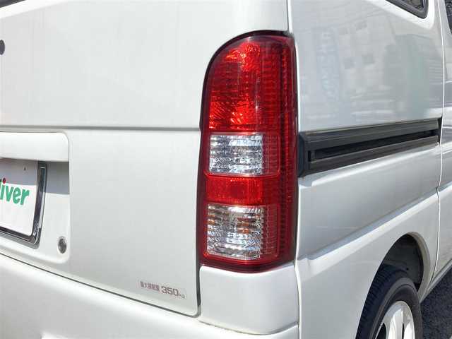 スズキ エブリイ PA 長崎県 2001(平13)年 5万km パール 社外オーディオ【CX211BK】/・CD/・AM/FM/・USB/・AUX/シートカバー/ハイルーフ/純正フロアマット/ドアバイザー