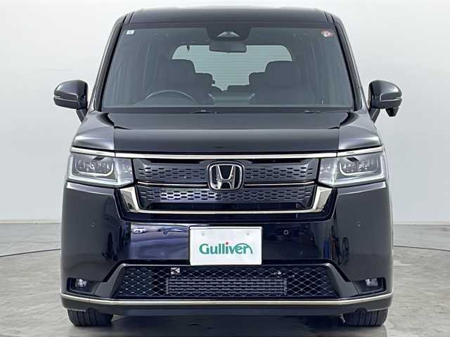 ホンダ ステップワゴン スパーダ 道央・札幌 2023(令5)年 2.1万km クリスタルブラックパール ・ワンオーナー/・４WD/・寒冷地仕様/・純正ナビ（LXM-237VFLi）/・Bluetooth/CD/DVD/HDMI/フルセグTV/・純正フリップダウンモニター/・バックカメラ/・両側パワースライドドア/・アダプティブクルーズコントロール/・ホンダセンシング/・衝突被害軽減ブレーキ/・踏み間違い軽減/・路外逸脱警報/・先行車発進お知らせ/・標識認識機能/・ブラインドスポットモニター/・パワーバックドア/・LEDヘッドライト/・オートライト/・オートマチックハイビーム/・前席シートヒーター/・ハーフレザーシート/・プッシュスタート/・スマートキー/・パドルシフト/・電動パーキング/・ウォークスルー/・革巻きステアリング/・ヘッドライトリベライザー/・ECON/・横滑り防止装置/・アイドリングストップ