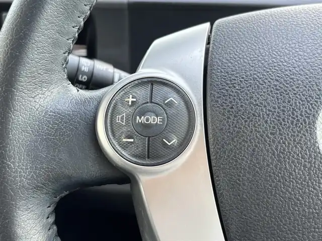 トヨタ アクア S 宮城県 2015(平27)年 6.9万km スーパーレッドⅤ 登録時走行距離68717km/純正SDナビ/AM・FM・Bluetooth・CD・DS・フルセグTV/バックカメラ/レーンキープアシスト/横滑り防止装置/フォグランプ/電動格納ミラー/ヘッドライトレベライザー/カーテンエアバッグ/ウインカーミラー/純正アルミホイール/純正フロアマット/後席ISOFIX/EVモード/ECOモード