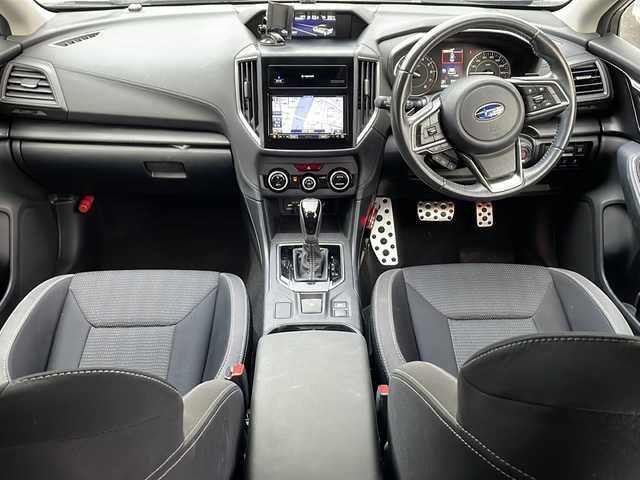 スバル インプレッサ スポーツ 1．6i－LアイサイトSスタイル 宮崎県 2018(平30)年 6万km アイスシルバーメタリック パドルシフト、ＢＳＭ、クルーズコントロール、ドラレコ、ＥＴＣ２．０、ＳＤナビ、フルセグＴＶ、Ｂｌｕｅｔｏｏｔｈ接続、ＣＤ／ＤＶＤ再生、純正アルミホイール１６インチ、パワステ、ドアバイザー　バックカメラ