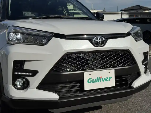 トヨタ ライズ Z 千葉県 2020(令2)年 5.4万km ブラックマイカメタリック/シャイニングホワイトパール ワンオーナー車/スマートアシスト/衝突軽減ブレーキ/レーダークルーズコントロール/レーンキープアシスト/コーナーセンサー/純正9型ナビ/フルセグTV/Bluetooth/バックカメラ/ドライブレコーダー/シートヒーター/純正17インチAW/LEDライト/ETC/保証書・取説/スペアキー