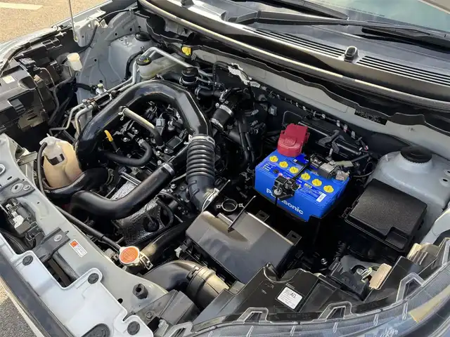 トヨタ ライズ Z 千葉県 2020(令2)年 5.4万km ブラックマイカメタリック/シャイニングホワイトパール ワンオーナー車/スマートアシスト/衝突軽減ブレーキ/レーダークルーズコントロール/レーンキープアシスト/コーナーセンサー/純正9型ナビ/フルセグTV/Bluetooth/バックカメラ/ドライブレコーダー/シートヒーター/純正17インチAW/LEDライト/ETC/保証書・取説/スペアキー