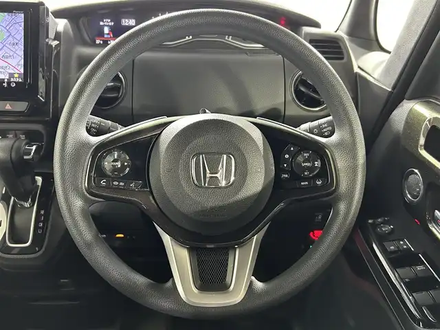 ホンダ Ｎ ＢＯＸ カスタム G L ホンダセンシング 佐賀県 2019(平31)年 2.3万km プレミアムグラマラスブロンズP CARROZZERIA製8インチSDナビ/Bluetooth接続　CD　DVD再生/フルセグテレビ/衝突軽減システム/ホンダセンシング/クルーズコントロール追従有り/バックカメラ/片側パワースライドドア/ドライブレコーダー前後/チップアップシート/ビルトインETC/ABS/横滑り防止装置/LEDヘッドライト/ABS/横滑り防止装置/レーンアシスト/オートライト/純正フロアマット/純正アルミホイール