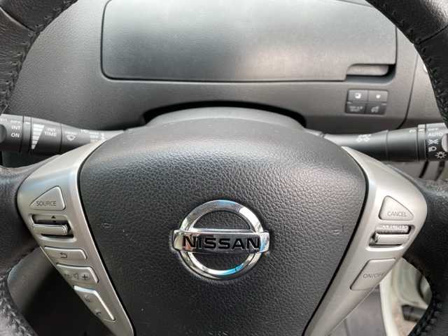 日産 セレナ ハイウェイS G S HV Aセーフ 神奈川県 2014(平26)年 13.3万km ブリリアントホワイトパール 純正SDナビ		/・DTV/CD/DVD/REC/BT	/アドバンスドセーフティパッケージ/・アランドビューモニター/・踏み間違い衝突防止アシスト/・ふらつき警報/エマージェンシーブレーキ/車線逸脱警報/コーナーセンサー	/ハーフレザーシート/ビルトインETC	/クルーズコントロール	/両側パワースライドドア	/純正16インチAW		/オートライト/純正LEDヘッドライト			/プッシュEgスタート/ストップ/インテリジェントキー×2	/革巻きステアリング			/ドアバイザー/純正フロアマット