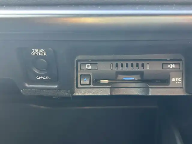 トヨタ クラウン ハイブリッド G Four 富山県 2022(令4)年 6.2万km エモーショナルレッドⅡ ＲＳＲ車高調/ＢＢＳ１９ＡＷ/シルクブレイズフロントリップスポイラー/ルーフスポイラー/ＴＲＤサイドエアロ/モデリスタエアロ/黒革ベンチレーション＆ヒーター/ステアリングヒーター/ＢＳＭ/純正足回有り/ナビ／フルセグTV／Bluetooth/ETC/メモリーパワーシート/RCTA／PKSB／RSA/保証書／取説有り