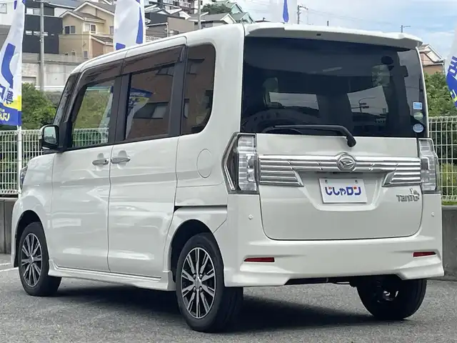 ダイハツ タント カスタム X トップED SA Ⅲ 兵庫県 2017(平29)年 10万km パールホワイトⅢ (株)IDOMが運営する【じしゃロン神戸名谷店】の自社ローン専用車両になりますこちらは現金またはオートローンご利用時の価格です。自社ローンご希望の方は別途その旨お申付け下さい。/バックカメラ/メモリナビ/フルセグテレビ（CD/DVD/BT）/USB/HDMI/片側パワースライドドア(右側イージークローザードア)/ETC/ドライブレコーダー/スペアキー1本/2列目サンシェード/記録簿（H30/R1/R2/R3/R4/R4/R4/R6）