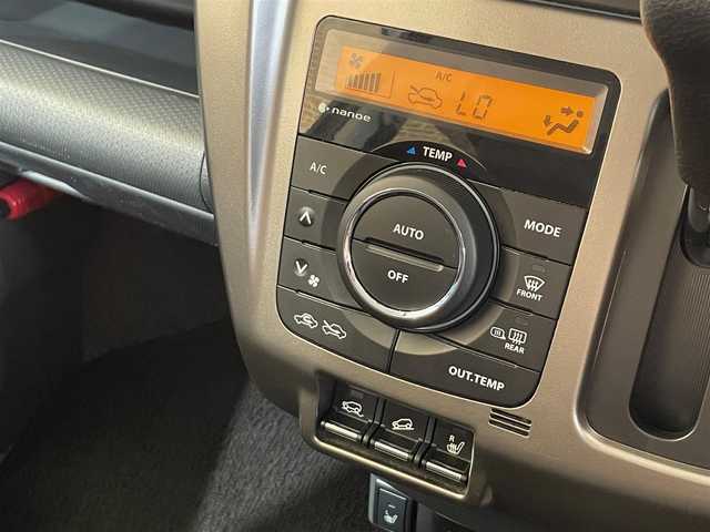 スズキ ハスラー Jスタイル Ⅱ 岩手県 2017(平29)年 10.2万km クールカーキパールメタリック/ホワイト2トーンルーフ ４WD/シートヒーター/衝突被害軽減ブレーキ/車線逸脱警報/ふらつき警報/ヒルディセントコントロール/グリップコントロール/KENWOODナビ（Bluetooth CD DVD USB フルセグ）/ドライブレコーダー/ETC/バックカメラ/アイドリングストップ/HIDヘッドライト/横滑り防止装置/エンジンスターター/ステアリングスイッチ/純正１５インチアルミホイール/ベンチシート/スペアキー