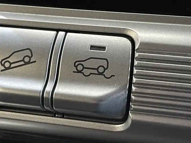 スズキ クロスビー HYBRID MZ 岩手県 2018(平30)年 6.8万km クラッシーブラウンメタリック/ホワイト 2トーンルーフ ４WD/ターボ/全方位モニター/デュアルセンサーブレーキサポート/車線逸脱警報/リヤパーキングセンサー/クルーズコントロール/オートハイビーム/ヒルディセントコントロール/グリップコントロール/横滑り防止装置/アイドリングストップ/シートヒーター/純正ナビ/ETC/LEDヘッドライト/LEDフォグランプ/純正16インチアルミホイール