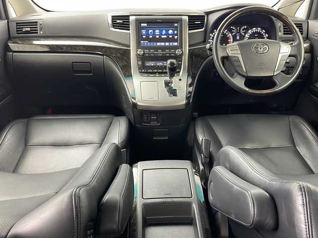 トヨタ アルファード 350S Cパッケージ 道央・札幌 2013(平25)年 9.8万km ブラック ・4WD/・寒冷地仕様/・純正ナビ/　CD/DVD/BT/MSV/・フルセグTV/・バックカメラ/・全方位カメラ/・両側パワースライドドア /・パワーバックドア /・前席シートヒーター/・前席パワーシート/・純正エンジンスターター/・社外ドライブレコーダー/・オートライト/・HIDヘッドライト/・フォグランプ/・ビルトインETC/・プッシュスタート/・スマートキー/・スペアキー/・社外18インチアルミホイール/・積込タイヤ/・純正フロアマット/・純正ドアバイザー/・取扱説明書/・保証書