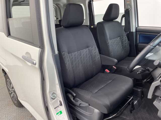 トヨタ ルーミー カスタムG 栃木県 2019(令1)年 5万km パールホワイトⅢ ＳＤナビ/（ＣＤ／ＤＶＤ／Bluetooth/フルセグTV）/バックカメラ/スマートアシスト/ETC/両側パワースライドドア/ステアリングスイッチ/オートライト/LEDヘッドライト/横滑り防止装置/フォグランプ/スマートキー/プッシュスタート/アイドリングストップ/ステアリングスイッチ/革巻きステアリング/電動格納ミラー/純正アルミホイール/純正フロアマット