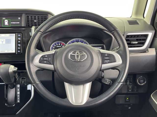 トヨタ ルーミー カスタムG 栃木県 2019(令1)年 5万km パールホワイトⅢ ＳＤナビ/（ＣＤ／ＤＶＤ／Bluetooth/フルセグTV）/バックカメラ/スマートアシスト/ETC/両側パワースライドドア/ステアリングスイッチ/オートライト/LEDヘッドライト/横滑り防止装置/フォグランプ/スマートキー/プッシュスタート/アイドリングストップ/ステアリングスイッチ/革巻きステアリング/電動格納ミラー/純正アルミホイール/純正フロアマット