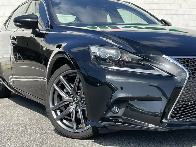 レクサス ＩＳ 300h Fスポーツ 宮崎県 2013(平25)年 10.1万km スターライトブラックガラスフレーク 純正SDナビ/（CD/DVD/Am/FM/BT)/フルセグTV/バックカメラ/クルーズコントロール/パドルシフト/D席/N席パワーシート/D席/N席シートヒーター/ハーフレザーシート/サンルーフ/ドライブレコーダー/ビルトインETC