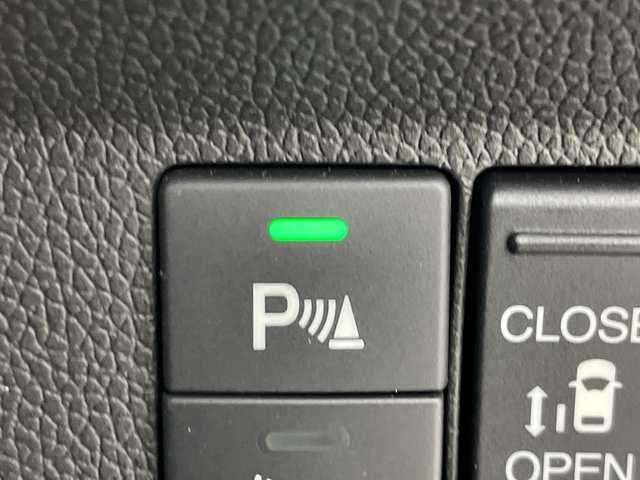 ホンダ フリード ハイブリット EX 群馬県 2017(平29)年 7.6万km クリスタルブラックパール 純正7インチナビ/・フルセグTV/AM/FM/Bluetooth/CD/DVD/=======/純正７インチナビ　両側パワースライドドア　クルーズコントロール　ハーフレザーシート　シートヒーター　コーナーセンサー　レーンキープアシスト　衝突軽減　横滑り防止　ＥＴＣ　純正ドラレコ　禁煙車