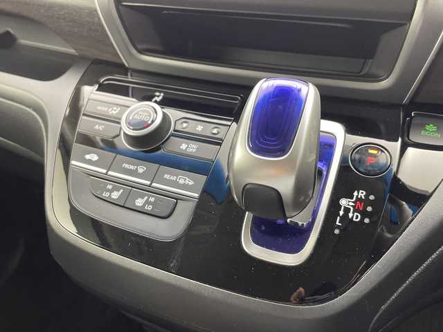 ホンダ フリード ハイブリット EX 群馬県 2017(平29)年 7.6万km クリスタルブラックパール 純正7インチナビ/・フルセグTV/AM/FM/Bluetooth/CD/DVD/=======/純正７インチナビ　両側パワースライドドア　クルーズコントロール　ハーフレザーシート　シートヒーター　コーナーセンサー　レーンキープアシスト　衝突軽減　横滑り防止　ＥＴＣ　純正ドラレコ　禁煙車