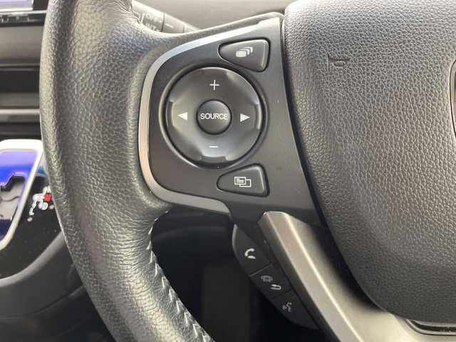 ホンダ フリード ハイブリット EX 群馬県 2017(平29)年 7.6万km クリスタルブラックパール 純正7インチナビ/・フルセグTV/AM/FM/Bluetooth/CD/DVD/=======/純正７インチナビ　両側パワースライドドア　クルーズコントロール　ハーフレザーシート　シートヒーター　コーナーセンサー　レーンキープアシスト　衝突軽減　横滑り防止　ＥＴＣ　純正ドラレコ　禁煙車