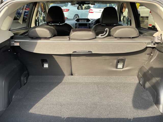 スバル インプレッサ スポーツ 1．6i－Lアイサイト 石川県 2017(平29)年 7.5万km ダークグレーメタリック 社外メモリーナビ　ワンセグＴＶ　レーダークルーズ　ＥＴＣ　純正アルミホイール　スマートキー　プッシュスタート　電動ミラー　アイドリングストップ　ドライブレコーダー