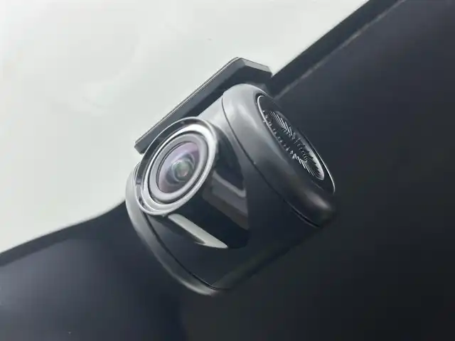 ダイハツ タント カスタム RS 埼玉県 2023(令5)年 1.4万km シャイニングホワイトパール 純正ナビ　Ｂｌｕｅｔｏｏｔｈ　バックカメラ　両側パワースライドドア ウェルカムオープン ハーフレザーシート シートヒーター ドライブレコーダー スペアキー アイドリングストップ ETC