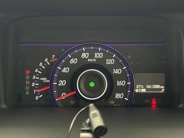 ホンダ ステップワゴン スパーダ Z クールスピリット 秋田県 2014(平26)年 6.2万km プレミアムスパークルブラックパール ワンオーナー/４WD/純正HDDナビ/フルセグTV/バックカメラ/SDミュージックサーバー/ビルトインETC/両側パワースライドドア/アイドリングストップ/パドルシフト/純正AW/キセノンヘッドライト/スマートキー/スペアキー