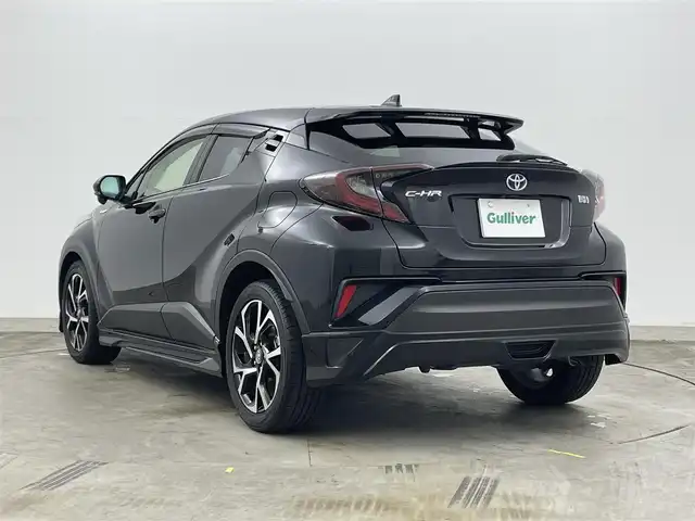 トヨタ Ｃ－ＨＲ ハイブリッド 1．8G 熊本県 2017(平29)年 6.5万km ブラックマイカ モデリスタエアロ【前・横・後】/純正9インチSDナビ（NSZT-Y66T）/【CD/DVD/BT/フルセグ】　/レーダークルーズコントロール　/シートヒーター前席　/ＥＴＣ　/バックカメラ　/ドライブレコーダー/ブラインドスポットモニター/コーナーセンサー前後/スペアキー×1/LEDヘッドライト/オートライト/オートハイビーム/オートブレーキホールド/ISOFIX/ステアリングスイッチ/ドアバイザー/アイドリングストップ/新車保証書/取扱説明書/スペアキー×1