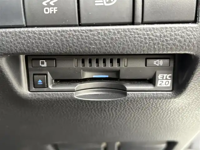 トヨタ ハリアー Z 愛知県 2021(令3)年 4.3万km ホワイトパールクリスタルシャイン ＪＢＬサウンド　１２．３インチナビ　フルセグＴＶ　TVキャンセラー　スマホ連携　Ｂｌｕｅｔｏｏｔｈ　ＵＳＢ接続　バックカメラ　ビルトインＥＴＣ２．０　デジタルインナーミラー　前後ドライブレコーダー　パワーバックドア