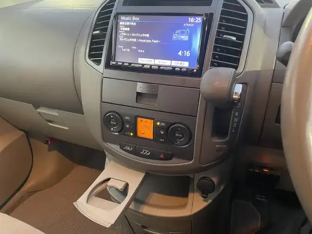 日産 ラフェスタ 20G 宮城県 2009(平21)年 7.8万km ダイヤモンドシルバー ワンオーナー/純正ナビ（CD戻り不良）/サンルーフ/バックカメラ/左パワースライドドア/オートライト/スペアキー×1　/純正ドアバイザー/純正ETC/純正フロアカーペット　/鉄チンサマータイヤ溝無し/(195/60R15)