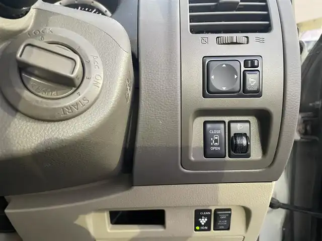 日産 ラフェスタ 20G 宮城県 2009(平21)年 7.8万km ダイヤモンドシルバー ワンオーナー/純正ナビ（CD戻り不良）/サンルーフ/バックカメラ/左パワースライドドア/オートライト/スペアキー×1　/純正ドアバイザー/純正ETC/純正フロアカーペット　/鉄チンサマータイヤ溝無し/(195/60R15)