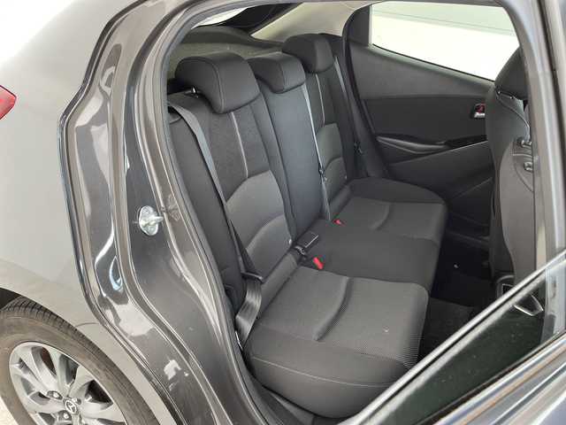 マツダ デミオ 15Sツーリング 愛知県 2018(平30)年 2.4万km マシーングレープレミアムM 純正ナビ　SDカードなし/全方位カメラ/クルーズコントロール/シートヒーター/バックカメラ/ヘッドアップディスプレイ/コーナーセンサー/純正アルミホイール/ブラインドスポットモニター/LEDヘッドライト/オートマチックハイビーム/ドライブレコーダー/ETC/ワンセグ/CD DVD/Bluetooth/ステアリングスイッチ/スマートキー/プッシュスタート