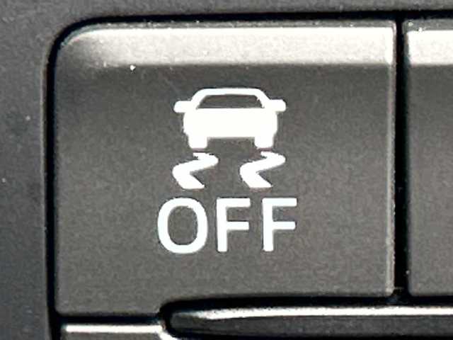 マツダ デミオ 13S Lパッケージ 三重県 2015(平27)年 4.4万km スノーフレイクホワイトパールマイカ /禁煙車//マツダコネクトナビ//スマートシティブレーキサポート//衝突軽減ブレーキ//レーンキープアシスト//ブラインドスポットモニター//ヘッドアップディスプレイ//バックカメラ//純正ビルトインETC//ステアリングスイッチ//オートライト//オートハイビーム//LED//サイドカーテンエアバッグ//ハーフレザーシート