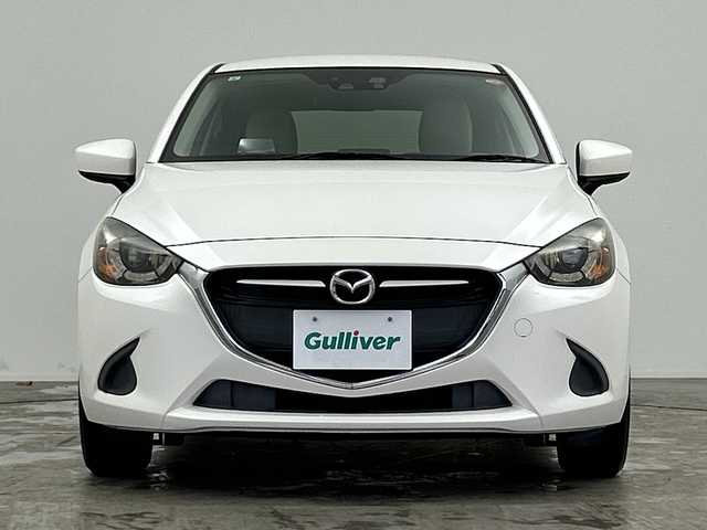 マツダ デミオ 13S Lパッケージ 三重県 2015(平27)年 4.4万km スノーフレイクホワイトパールマイカ /禁煙車//マツダコネクトナビ//スマートシティブレーキサポート//衝突軽減ブレーキ//レーンキープアシスト//ブラインドスポットモニター//ヘッドアップディスプレイ//バックカメラ//純正ビルトインETC//ステアリングスイッチ//オートライト//オートハイビーム//LED//サイドカーテンエアバッグ//ハーフレザーシート
