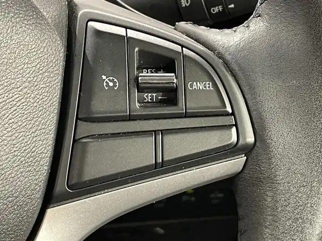 スズキ クロスビー HYBRID MZ 愛知県 2018(平30)年 3.6万km ミネラルグレーM 純正8型ナビ/・Bluetooth/CD/DVD/・フルセグTV/アラウンドビューモニター/ビルトインETC/ドライブレコーダー/クルーズコントロール/パーキングセンサー/シートヒーター/セーフティサポート/・デュアルセンサーブレーキサポート/・誤発進抑制機能/・車線逸脱警報機能/・ふらつき警報機能/・先行車発進お知らせ機能/・ハイビームアシスト/・後退時ブレーキサポート/ESP/ヒルホールドコントロール/ヒルディセントコントロール/ターボ/LEDヘッドランプ/本革巻きステアリング/ステアリングスイッチ/パドルシフト/純正16インチアルミホイール/キーレスプッシュスタートシステム/スペアキー/4WD