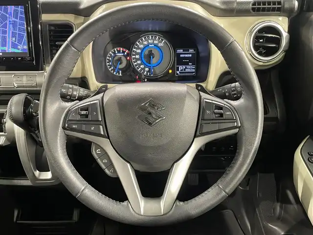 スズキ クロスビー HYBRID MZ 愛知県 2018(平30)年 3.6万km ミネラルグレーM 純正8型ナビ/・Bluetooth/CD/DVD/・フルセグTV/アラウンドビューモニター/ビルトインETC/ドライブレコーダー/クルーズコントロール/パーキングセンサー/シートヒーター/セーフティサポート/・デュアルセンサーブレーキサポート/・誤発進抑制機能/・車線逸脱警報機能/・ふらつき警報機能/・先行車発進お知らせ機能/・ハイビームアシスト/・後退時ブレーキサポート/ESP/ヒルホールドコントロール/ヒルディセントコントロール/ターボ/LEDヘッドランプ/本革巻きステアリング/ステアリングスイッチ/パドルシフト/純正16インチアルミホイール/キーレスプッシュスタートシステム/スペアキー/4WD