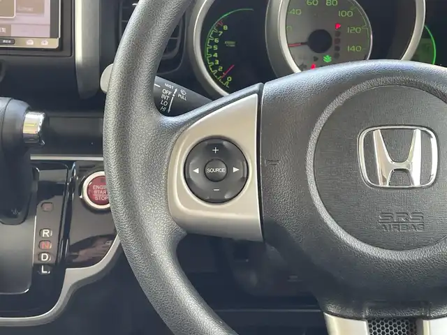ホンダ Ｎ ＢＯＸ ＋ 2トーン G SSパッケージ 滋賀県 2013(平25)年 5.7万km プレミアムホワイトパール ガソリン/2WD/CVT/7インチナビ（AVIC-MRZ007)/(AM/FM/CD/DVD/TVフルセグ/USB)/両側パワースライドドア/後部座席スピーカー/トランクルームスロープあり/ETC/バックカメラ/ステアリングスイッチ/横滑り防止装置/電動格納ウインカーミラー/パワーウインドウ/パワーステアリング/プッシュスタート/スマートキー/スペアキー/オートエアコン/ハロゲンヘッドライト