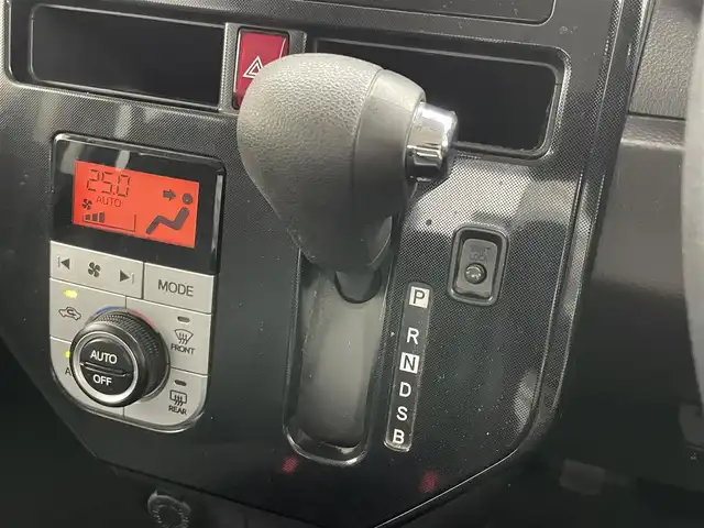 トヨタ タンク G S 岡山県 2018(平30)年 5万km ブラックマイカメタリック 純正ナビ（NSCD-W66）/【TV/CD/Bluetooth】/両側電動スライドドア　/スマートアシストII　/クルーズコントロール　/ＥＴＣ　/バックカメラ/コーナセンサー後　/スマートキー　/スペアキー×1/アイドリングストップ　/オートライト/オートハイビーム/レーンアシスト/オートエアコン/TVキャンセラー/後席サンシェイド/ステアリングスイッチ/ドアバイザー
