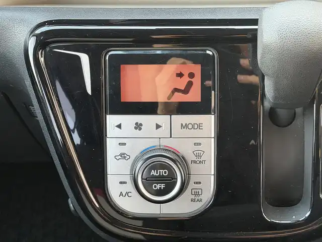 トヨタ パッソ モーダ　S 兵庫県 2017(平29)年 6.3万km ブラックマイカメタリック/ダークエメラルドマイカ 2トーン 純正ナビ/（AM/FM/CD/BT）/ワンセグTV/バックカメラ/ビルトインETC/スマートアシストII/・衝突回避支援ブレーキ機能/・衝突警報機能（対車両・対歩行者）/・車線逸脱警報機能/・誤発進抑制制御機能/・後方誤発進抑制制御機能/・先行車発進お知らせ機能/アイドリングストップ/ステアリングスイッチ/プッシュスタート/スマートキー