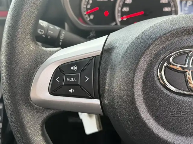 トヨタ パッソ モーダ　S 兵庫県 2017(平29)年 6.3万km ブラックマイカメタリック/ダークエメラルドマイカ 2トーン 純正ナビ/（AM/FM/CD/BT）/ワンセグTV/バックカメラ/ビルトインETC/スマートアシストII/・衝突回避支援ブレーキ機能/・衝突警報機能（対車両・対歩行者）/・車線逸脱警報機能/・誤発進抑制制御機能/・後方誤発進抑制制御機能/・先行車発進お知らせ機能/アイドリングストップ/ステアリングスイッチ/プッシュスタート/スマートキー