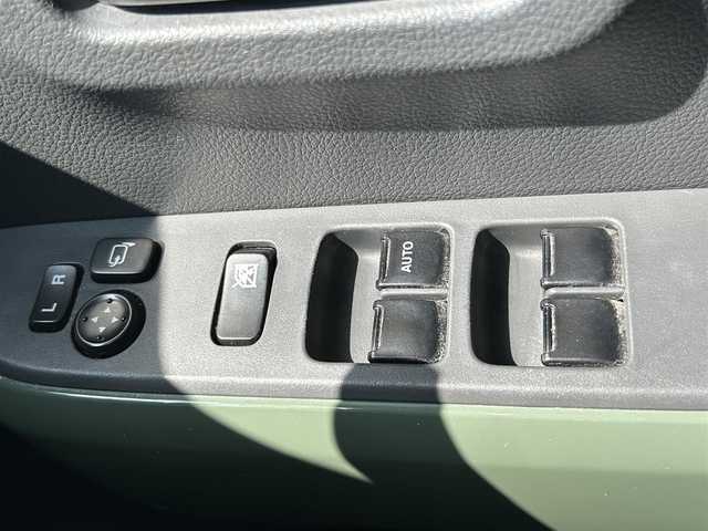 スズキ ハスラー Jスタイル 兵庫県 2015(平27)年 6.6万km クールカーキパールメタリック/ホワイト2トーンルーフ 社外ナビ/(CD/DVD/BT/SD)/フルセグTV/ETC/バックカメラ/衝突軽減ブレーキ/HIDヘッドライト/オートライト/フォグランプ/前席シートヒーター/ステアリングリモコン/スマートキー/電動格納ミラー/オートリトラミラー/純正フロアマット/純正ドアバイザー